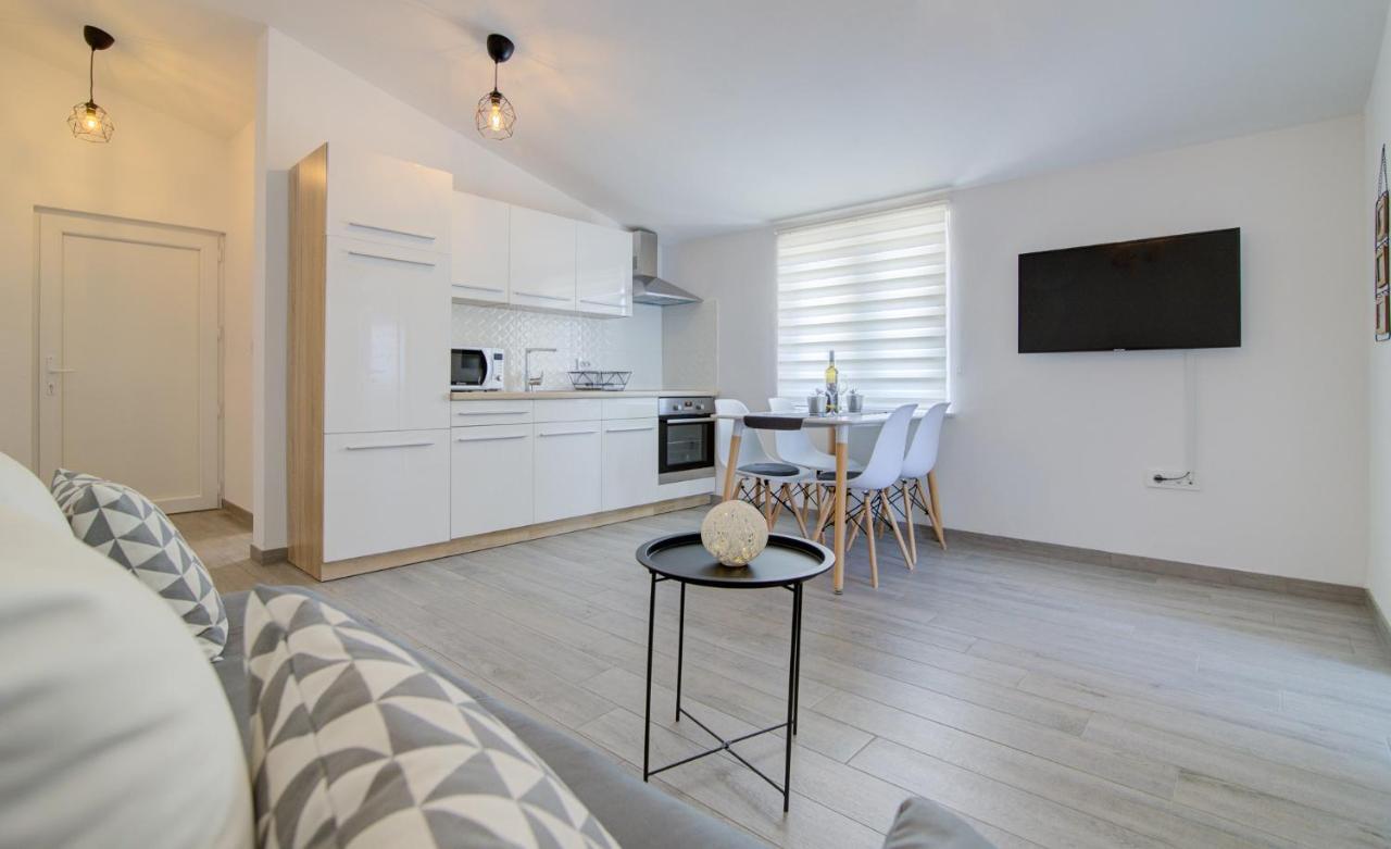 Visumapartments Senj  Luaran gambar